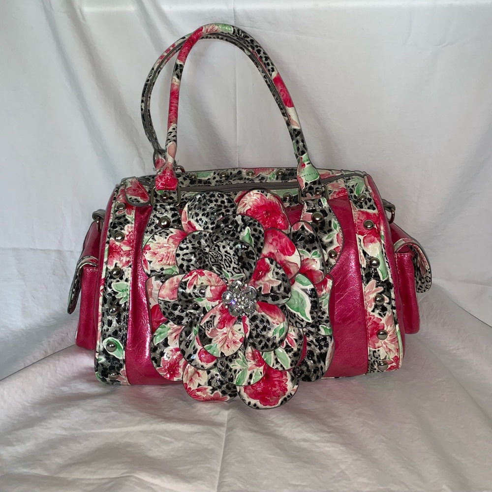 Flower Detail Shoulder Bag